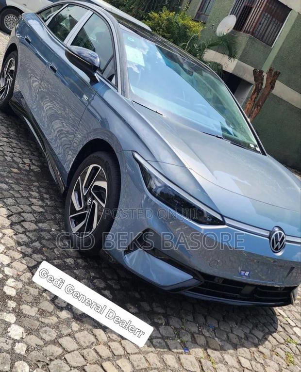 New Volkswagen ID.7 2025 Blue