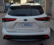 Toyota Highlander Hybrid 2023 Ivory for sale