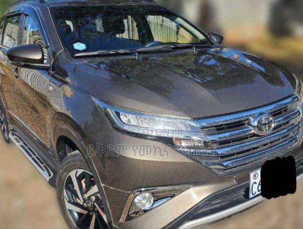 Toyota Rush 2023 Gray