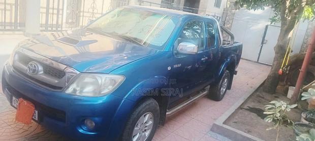 Toyota Hilux 2.5 D-4D 4X4 SRX 2009 Blue