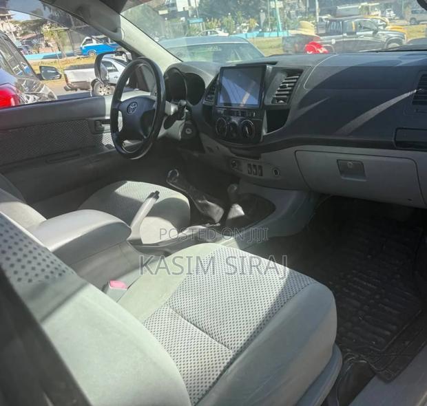 Toyota Hilux 2.5 D-4D 4X4 SRX 2009 Blue