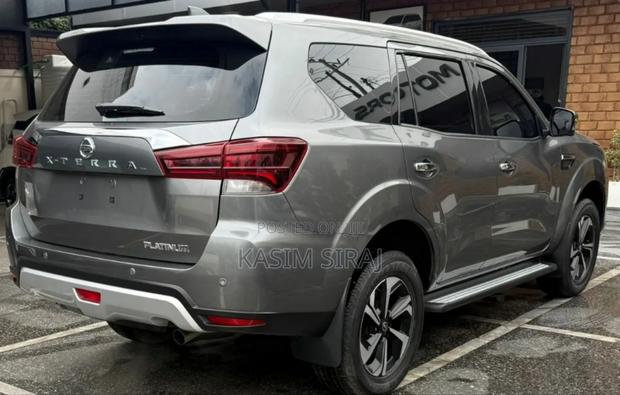 Nissan X-Trail 2.0 Petrol AWD 2022 Gray