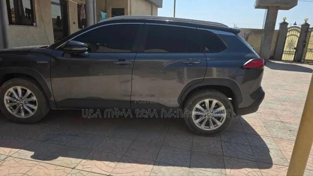 Toyota Corolla Cross Hybrid 2023 Teal