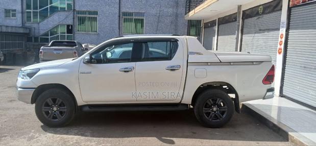 Toyota Hilux Revo Double Cab Deisel 2.4 AWD 2021 White
