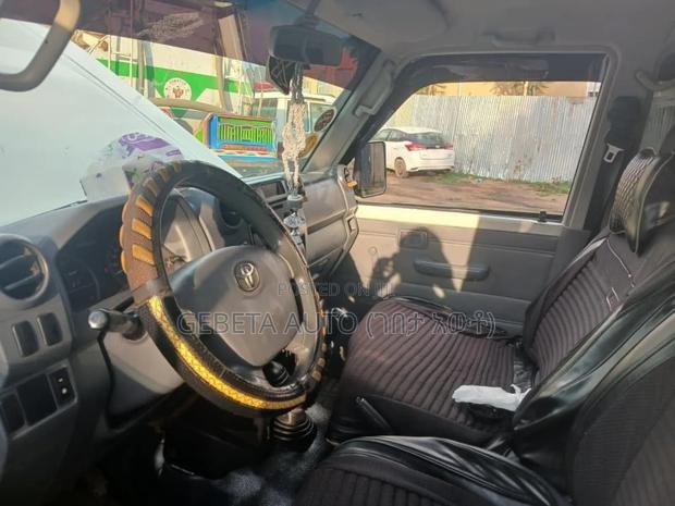 Toyota Land Cruiser 2018