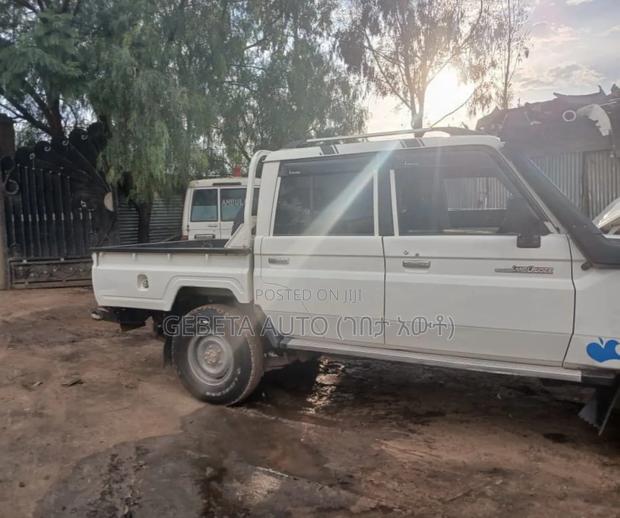 Toyota Land Cruiser 2018