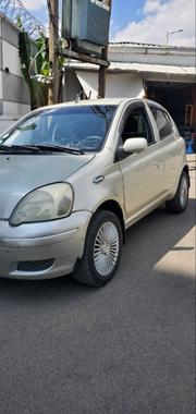 Toyota Vitz 2002 Gold for sale
