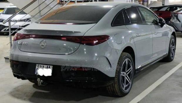 Mercedes-Benz EQE EQE 350+ 2024 White