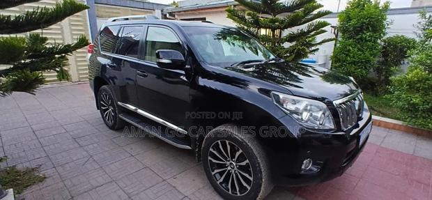 Toyota Land Cruiser 2013 Black