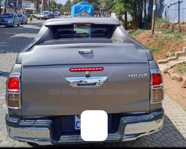 Toyota Hilux 2020