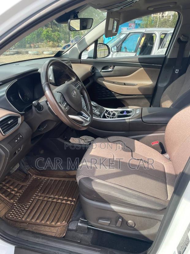Hyundai Santa Fe Limited 2021 White