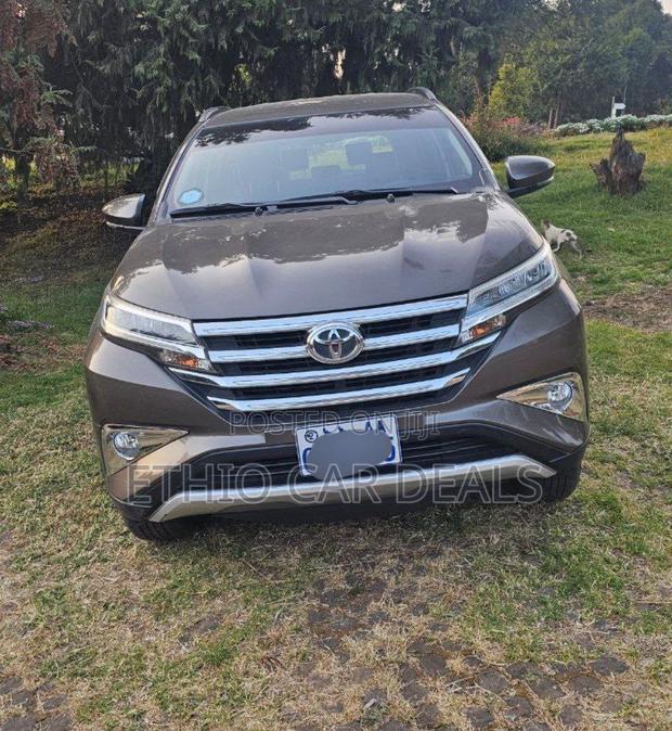 Toyota Rush 2023 Brown