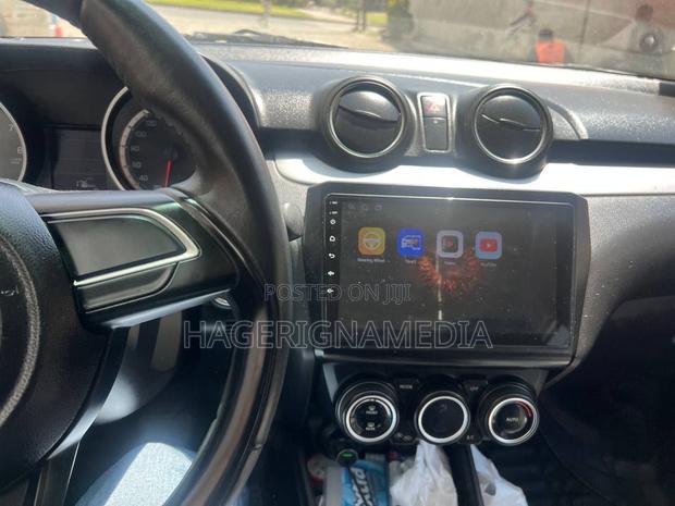 Suzuki Swift 2022 White