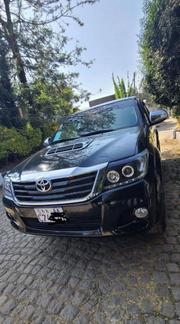 Toyota Hilux 2008 Black for sale