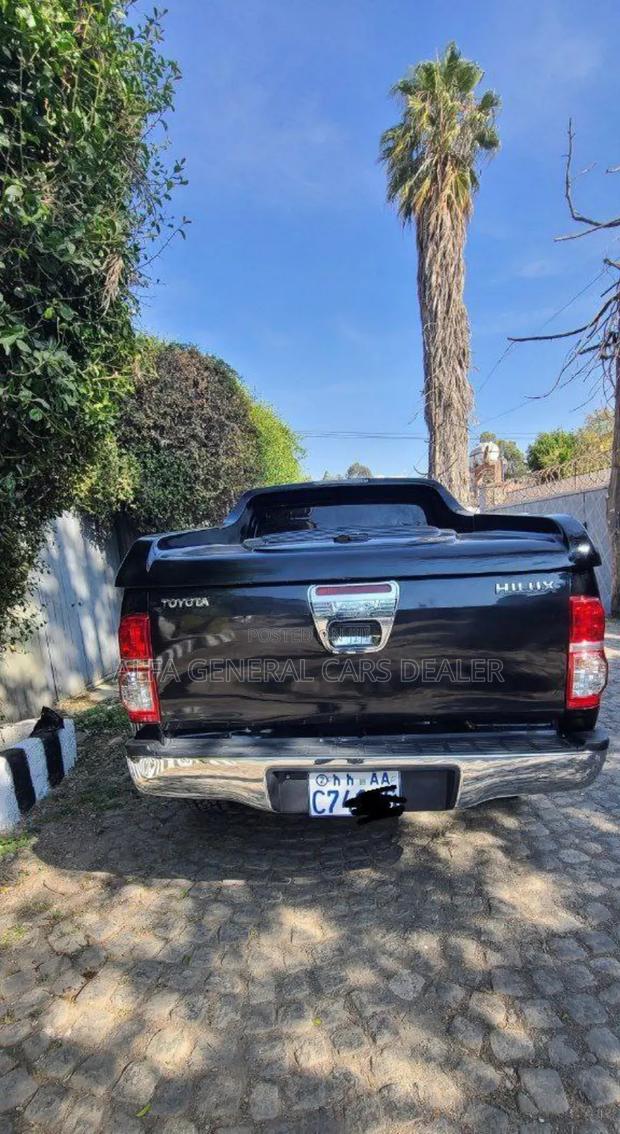 Toyota Hilux 2008 Black