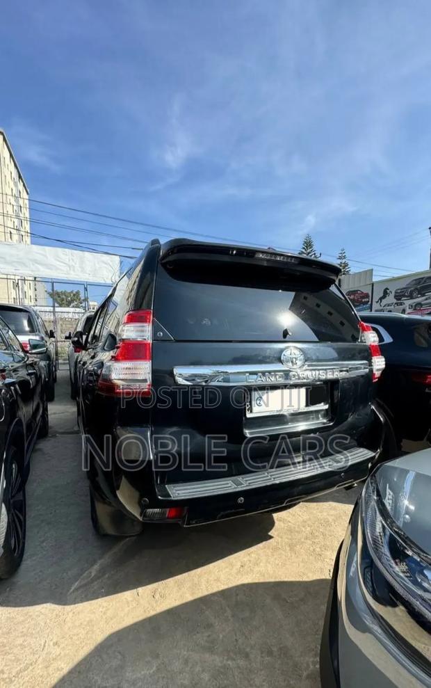 Toyota Land Cruiser Prado 2015 Black