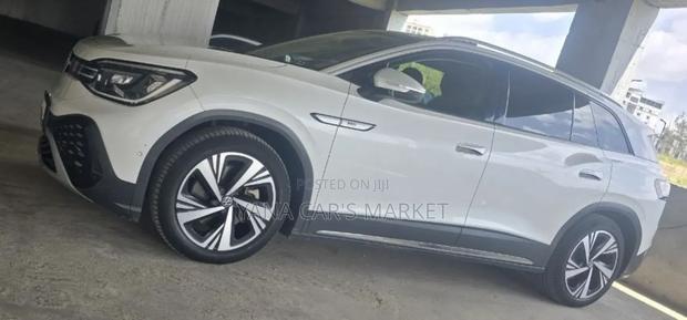 Volkswagen ID.6 2023 White