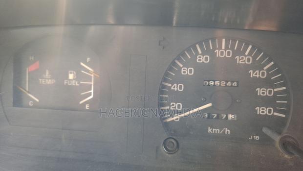 Toyota Land Cruiser 1990 White