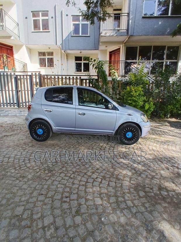 Toyota Vitz 1.0 FWD 3dr 2004 Silver