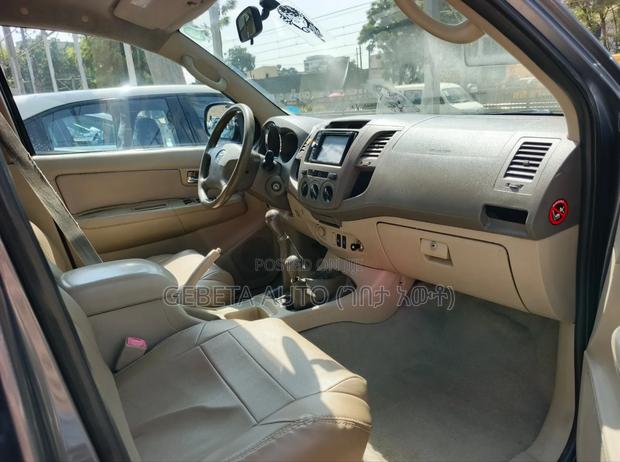 Toyota Fortuner 2013