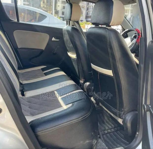 Suzuki Alto 2021 Silver