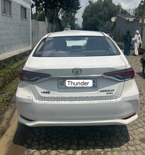 Toyota Corolla 2022 White