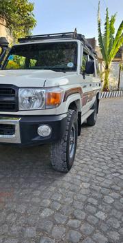 Toyota Land Cruiser 2014 White for sale