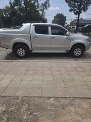 Toyota Hilux 2.5 D-4D 4X4 SRX 2009 Silver for sale
