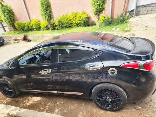 Hyundai Elantra GT 2013 Black