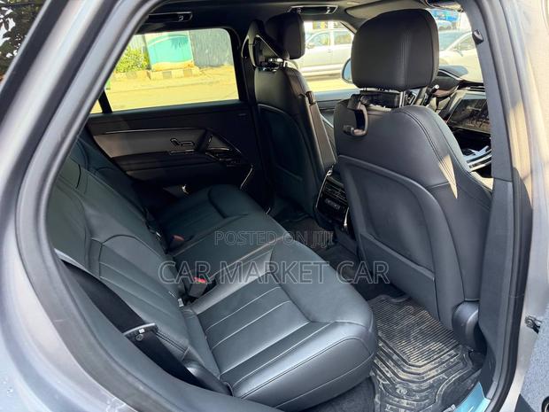 New Land Rover Range Rover Sport SE 2024 Gray