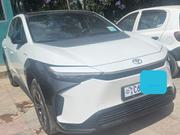 Toyota bZ4X 2024 Off white for sale
