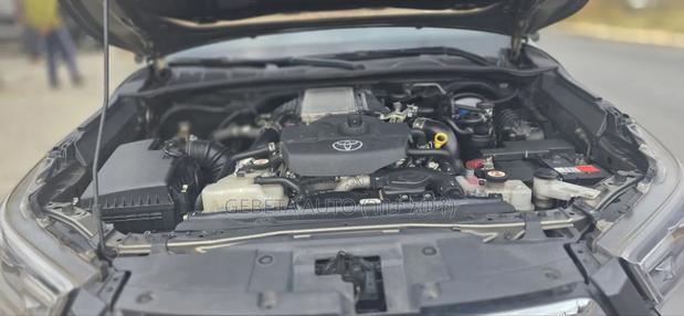 Toyota Hilux 2021