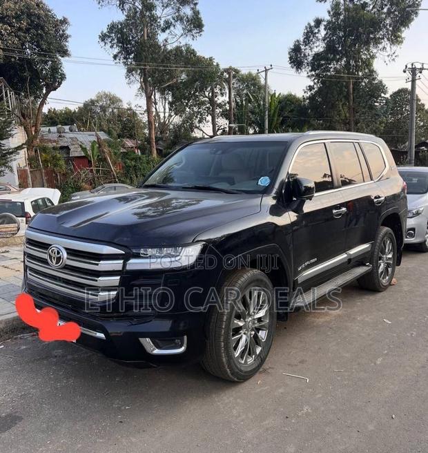 Toyota Land Cruiser 2017 Black