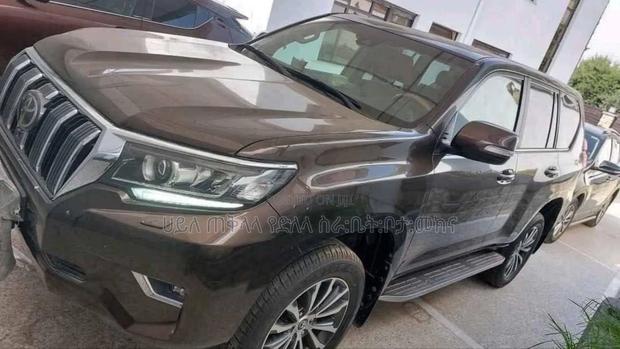Toyota Land Cruiser Prado 2021 Brown