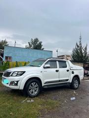 Toyota Hilux 2012 White for sale