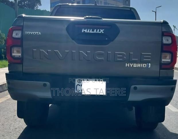 Toyota Hilux 2024