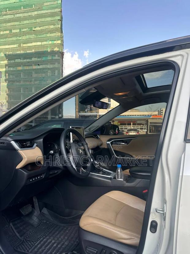 Toyota RAV4 TRD Off Road 2021 White