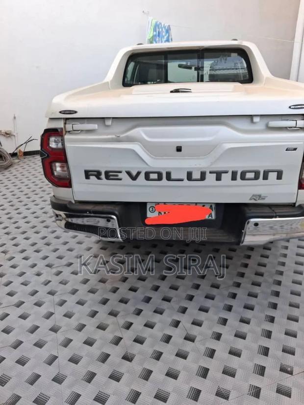 Toyota Hilux Revo Double Cab Deisel 2.4 AWD 2020 White